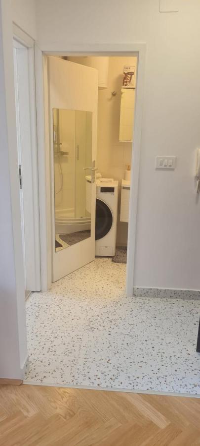 Elena - Studio Apartman Ičići エクステリア 写真